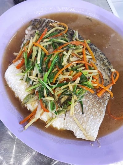 ปลากะพงทะเลนึ่งซีอิ๊ว