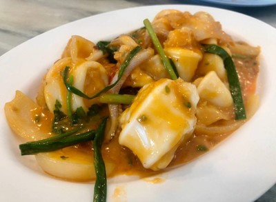 หมึกไข่ผัดไข่เค็ม