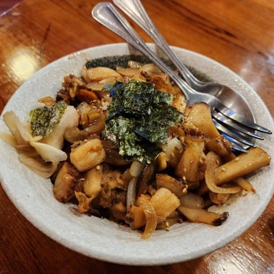 ข้าวหน้าหอยเชลล์แบบสุก