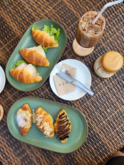 อาหาร หรือ เครื่องดื่ม