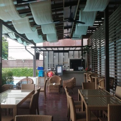 สระว่ายน้ำ/ชายหาด