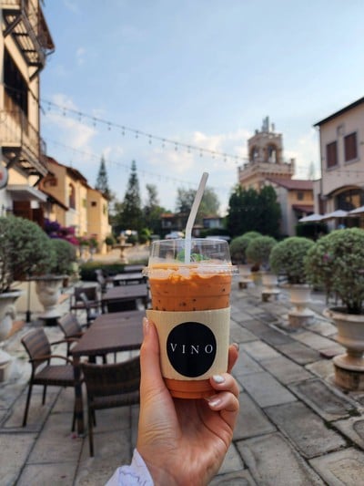 อาหาร หรือ เครื่องดื่ม