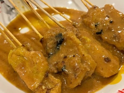 หมูสะเต๊ะ