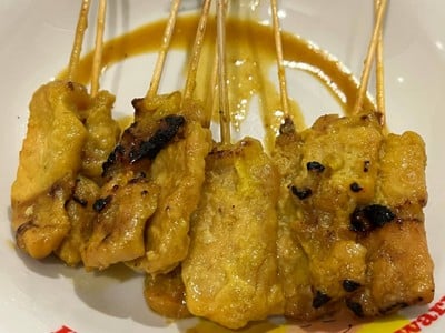 หมูสะเต๊ะ