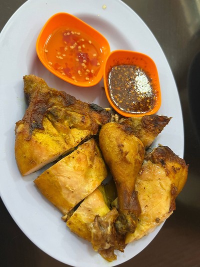 ไก่ย่างสมุนไพร(ไก่บ้าน)