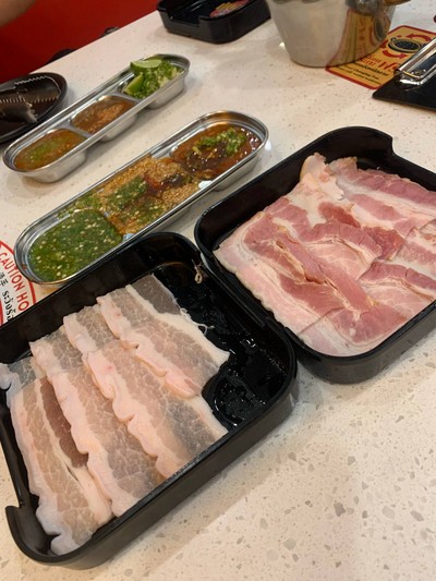หมูสามชั้น