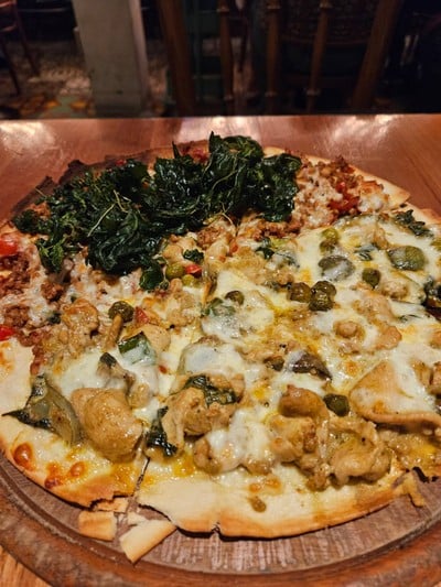 เมนูของร้าน Charm Eatery and Bar สาธร