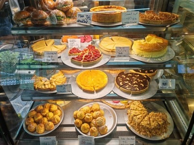 อาหาร หรือ เครื่องดื่ม