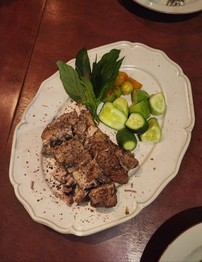 อาหาร หรือ เครื่องดื่ม