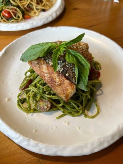 เมนูของร้าน Honey Scene Kitchen The Scenery Resort & Farm