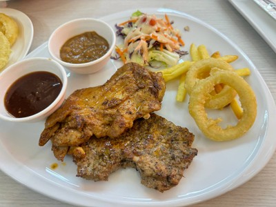 คอมบาย 1 สเต็กหมูพทด&สเต็กไก่สไปซี่