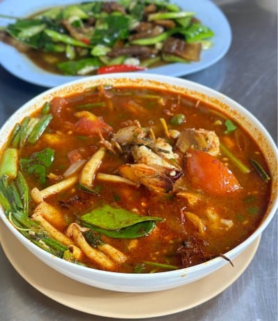 ต้มยำกุ้ง