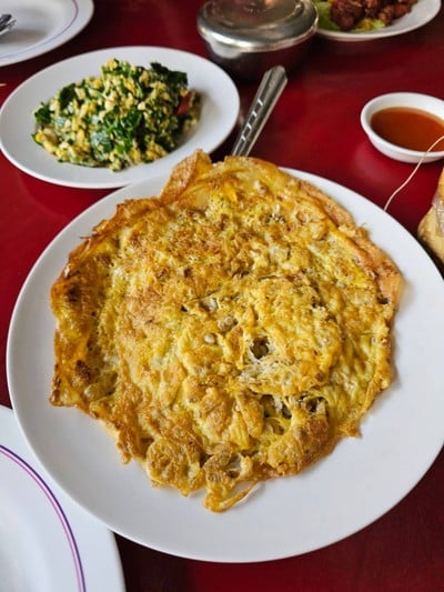 ไข่เจียวไข่มดแดง