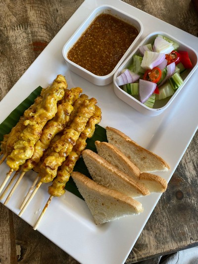 หมูสะเต๊ะ