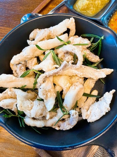 ปลาหมึกทอดโรสแมรี่