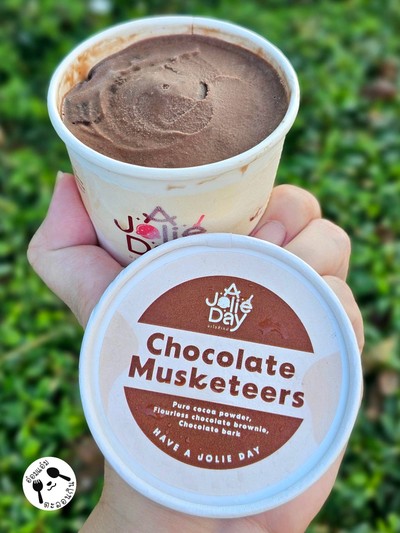 Chocolate Musketeers
