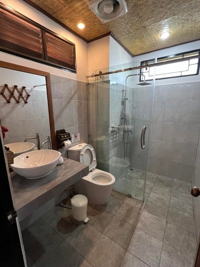 ห้องน้ำ