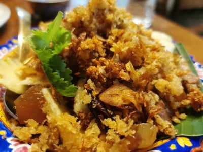 อาหาร หรือ เครื่องดื่ม