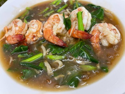 ราดหน้าซุปเปอร์ทะเล