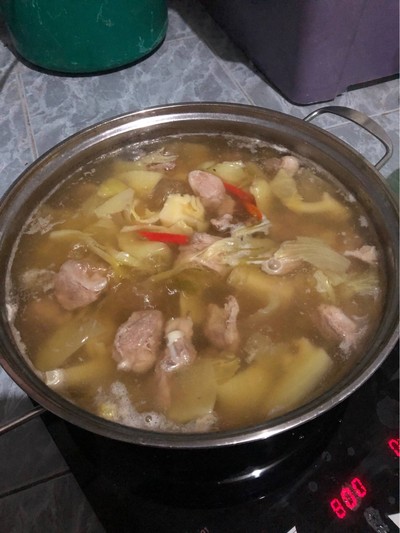 ต้มผักกาดดองกระดูกหมู ต้มผักกาดดองกระดูกหมู