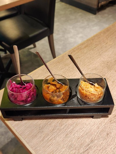 อาหาร หรือ เครื่องดื่ม