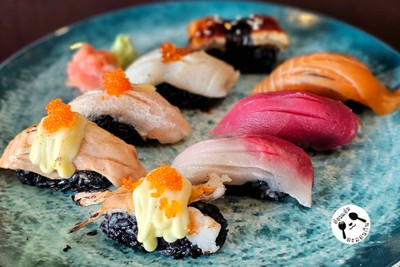 อาหาร หรือ เครื่องดื่ม