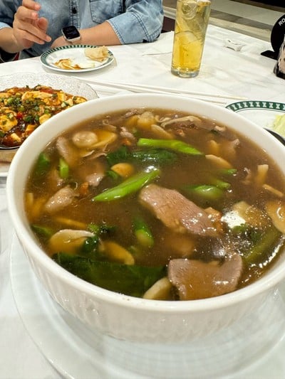 ราดหน้าเป็ด
