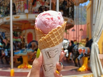 Strawberry milk