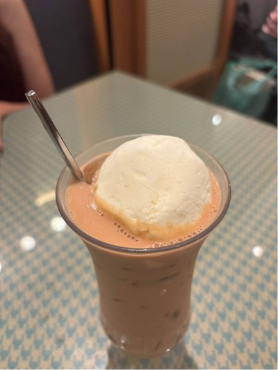 Iced Milktea Float