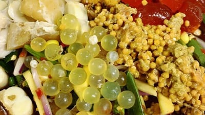 ยำแซ่บ ในเมือง