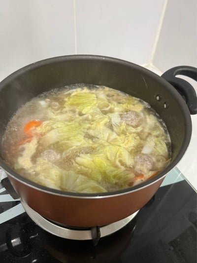 แกงจืดผักกาดขาวหมูสับวุ้นเส้น