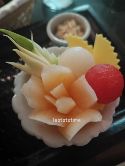 อาหาร หรือ เครื่องดื่ม