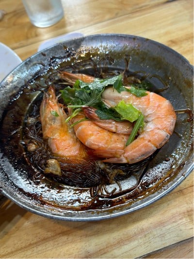 กุ้งอบวุ้นเส้น