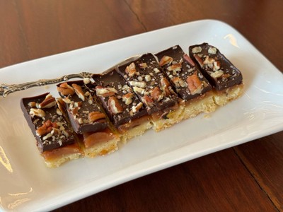 Chocolate Caramel Salty Bar