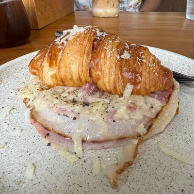 Seven Rabbit Coffee & Tea Pattanakarn 53