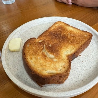 Seven Rabbit Coffee & Tea Pattanakarn 53