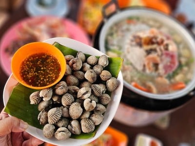 Cin Zaa หมูกระทะห้อยขา