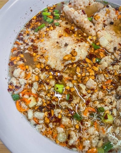 Lek Yai Ancient Tom Yum Noodles เกษตร