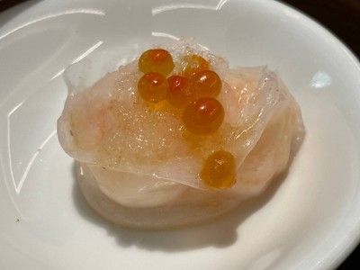 ฮะเก๋ากุ้งนึ่งรังนกไข่แซลมอน