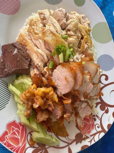 อาหาร หรือ เครื่องดื่ม