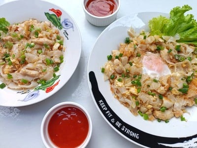 ก๋วยเตี๋ยวคั่วไก่