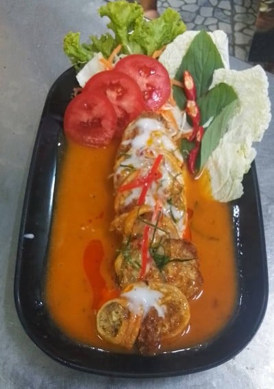 ปลาหมึกยัดใส้ฉูฉี่ ปลาหมึกยัดใส้ฉูฉี่