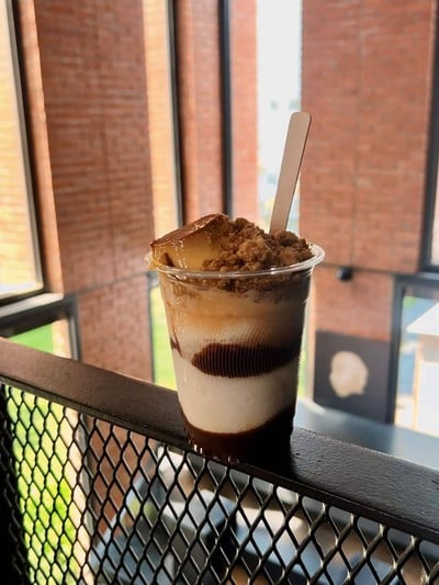 เมนูของร้าน บอททอมเลส สุขุมวิท 33 (Sukhumvit 33)