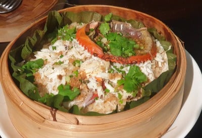 ข้าวเหนียวเนื้อปู