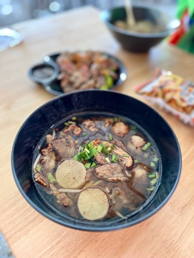 🍲 เกาเหลาน้ำตกเนื้อจัมโบ้. (ราคา 80 บาท.)