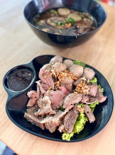 🥩 ลวกจิ้มรวมเนื้อ. (ราคา 129 บาท.)