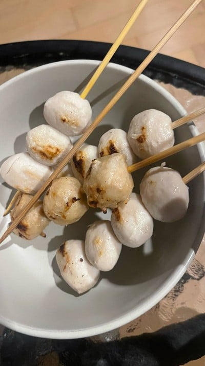 ลูกชิ้นย่าง