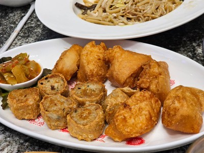 อาหาร หรือ เครื่องดื่ม