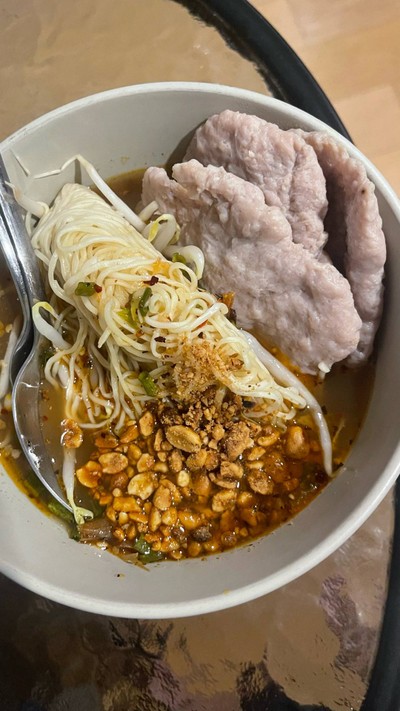 ก๋วยเตี๋ยวหมูต้มยำ