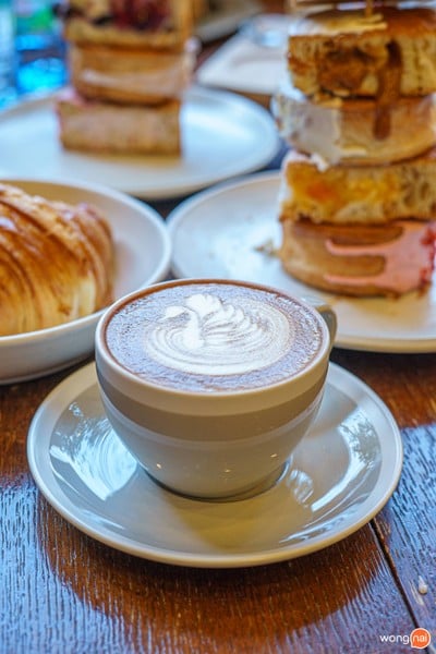 อาหาร หรือ เครื่องดื่ม